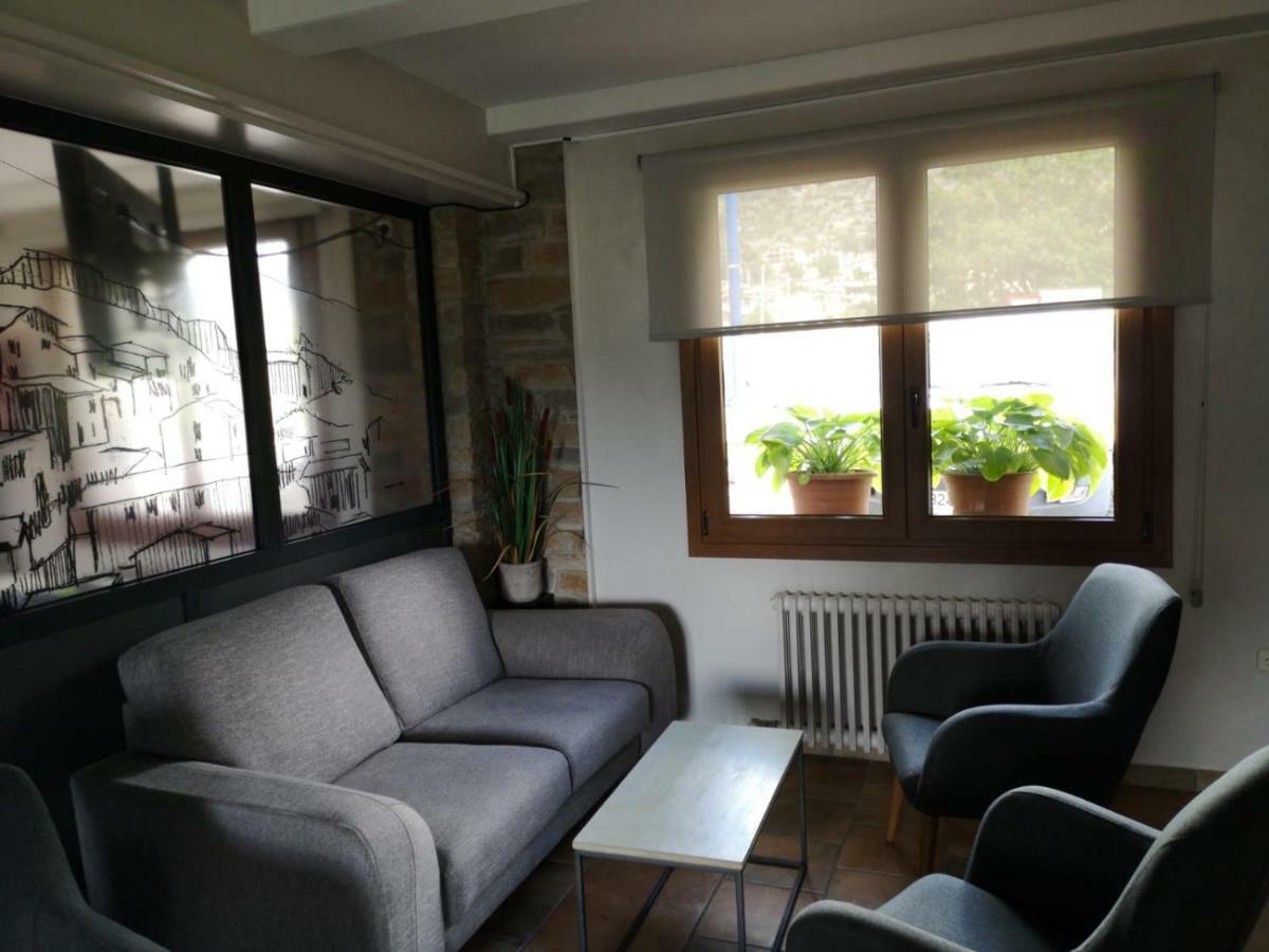 Hostal Cal Francisco โกซอล ภายนอก รูปภาพ